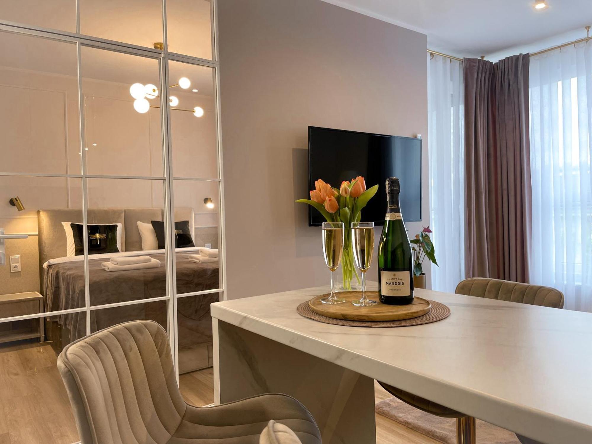 Urban Apartments Luxury Opolska 10 No 29, Free Garage, Self Check-In Katovice Exteriér fotografie